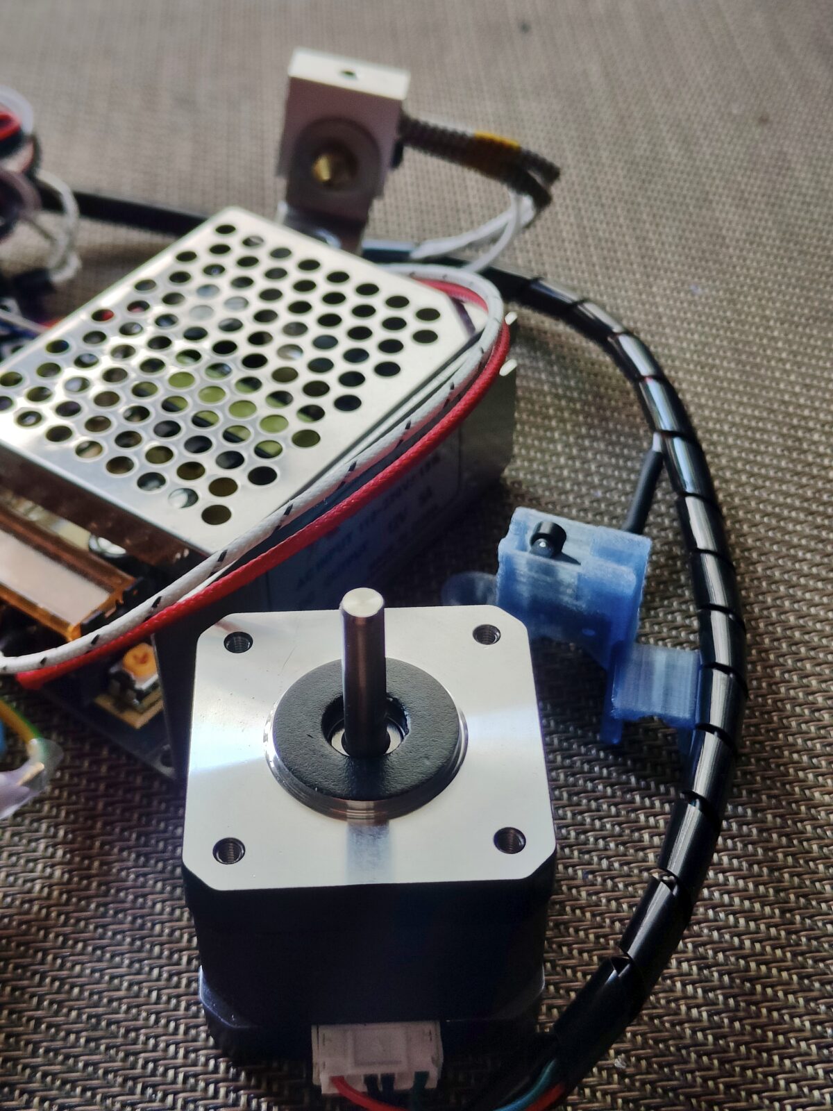 Electrónica para PETALOT - Imagen 3